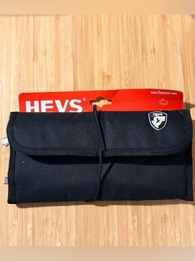 HEYS Hanging Jewelry Bag Black Travel Essential NWT